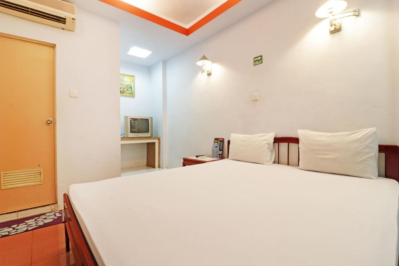 Mutiara Sari Hotel Makassar Bagian luar foto